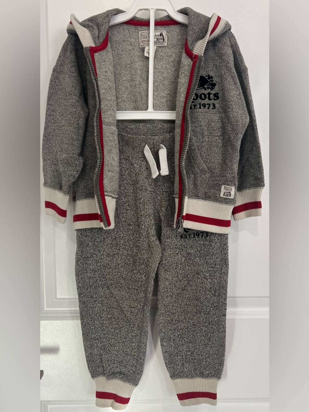 Roots Toddler Cabin Set 3T Grey Sweatpants & Zip Hoodie Salt & Pepper